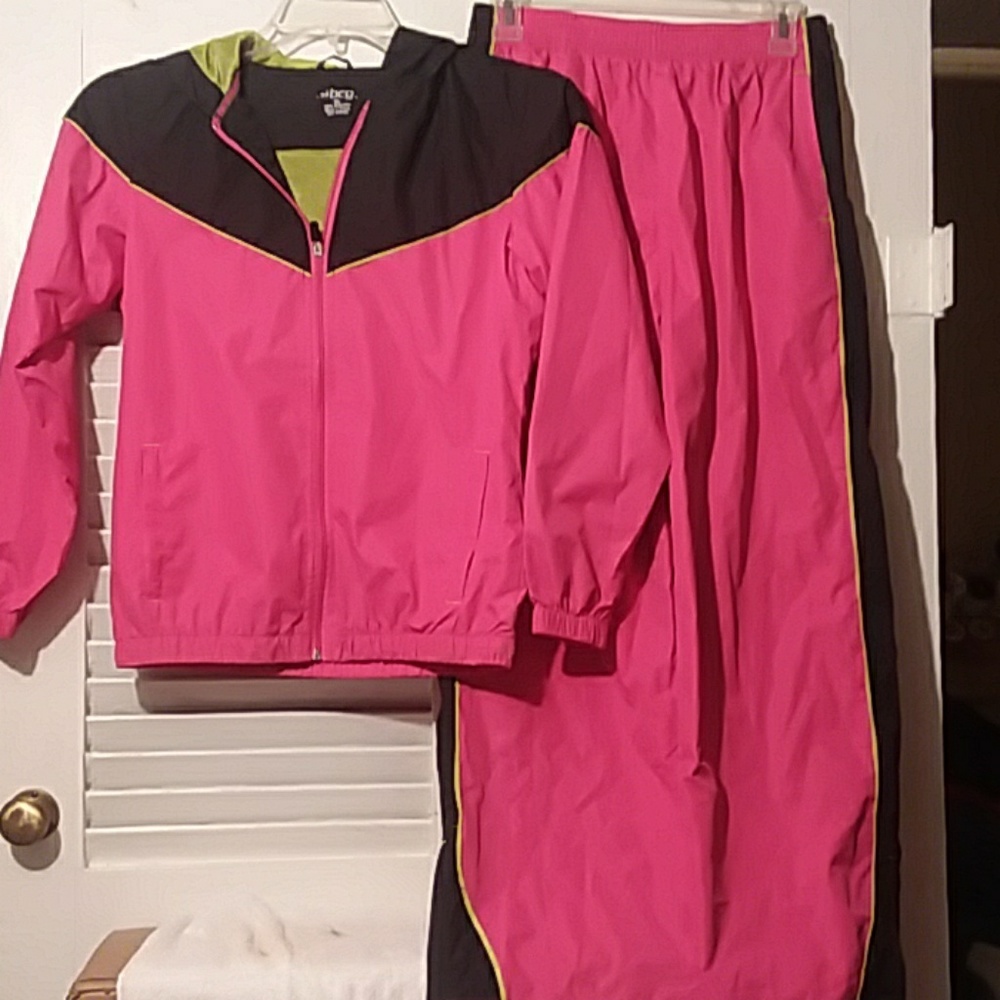 BCG  Windsuit